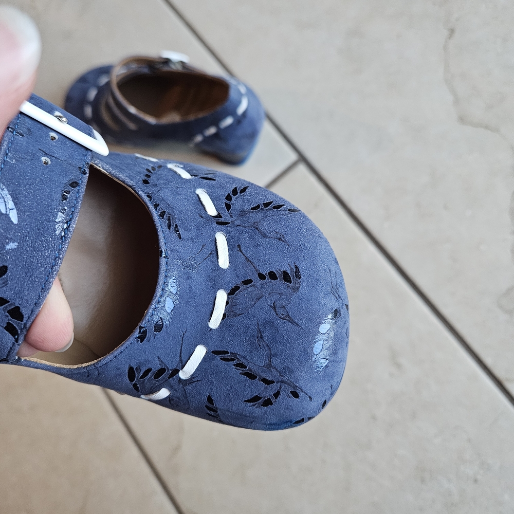 John Fluevog Limited Edition Blue Cavalieri With Birds - Picture 8 of 13